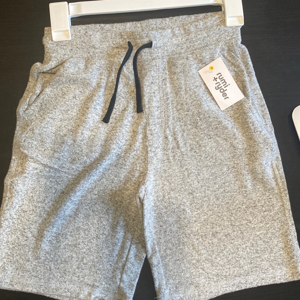 Brand new (w/tags) kids brushed knit shorts.